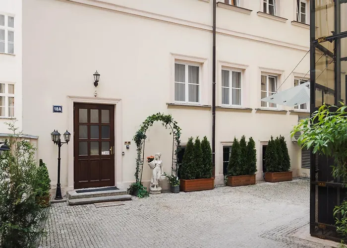 Prague Old Town Liliova Garden